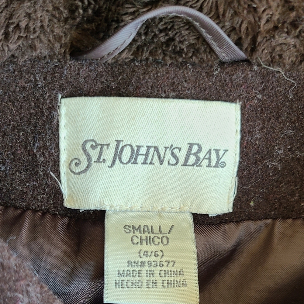 Coat - Picture 2 of 2